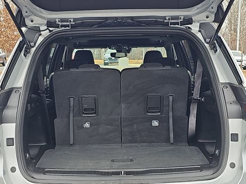 Used 2024 Jeep Grand Cherokee L Laredo w/ Trailer Tow Package image 16