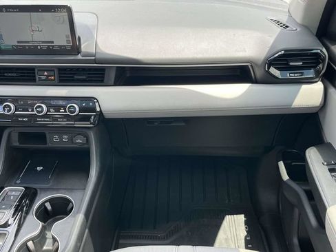 Used 2023 Honda Pilot Elite image 20
