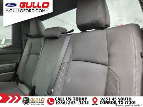 Used 2025 Toyota Tacoma SR5 AWD/4WD image 14