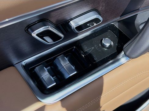 New 2026 Land Rover Range Rover SE AWD/4WD image 24