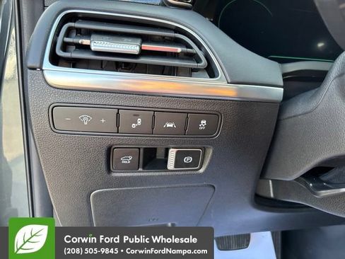 Used 2020 Hyundai Palisade Limited FWD image 14