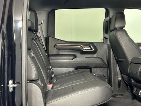 Used 2024 Chevrolet Silverado 1500 LT w/ Leather Package AWD/4WD image 13