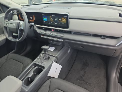 New 2027 Kia Seltos S FWD image 10