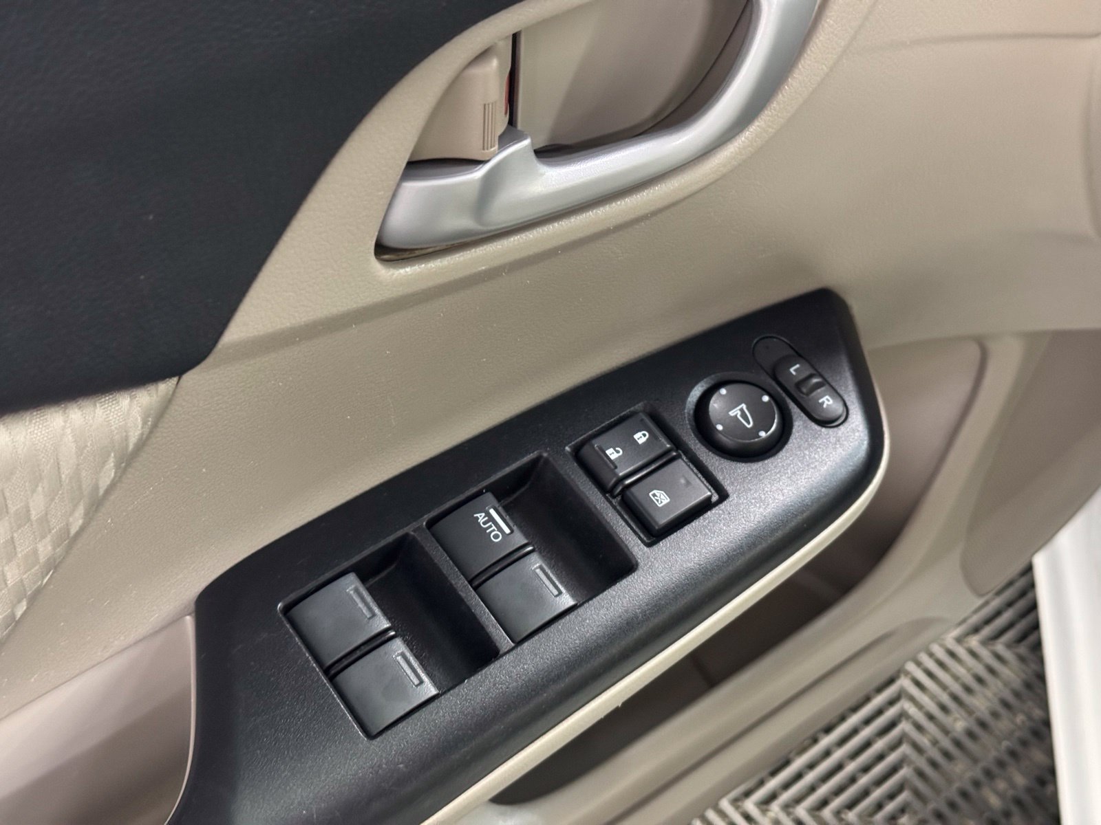 Used 2015 Honda Civic LX image 21