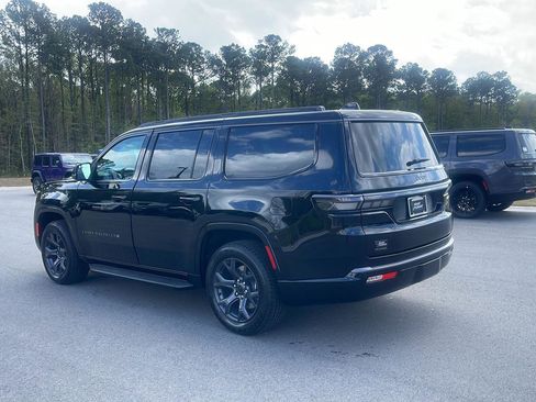 New 2026 Jeep Grand Wagoneer Limited AWD/4WD image 5