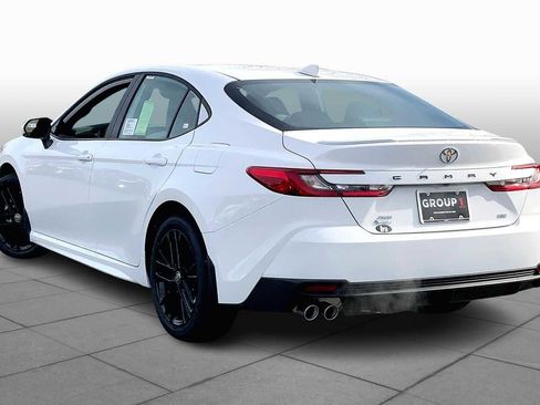 New 2026 Toyota Camry SE image 12