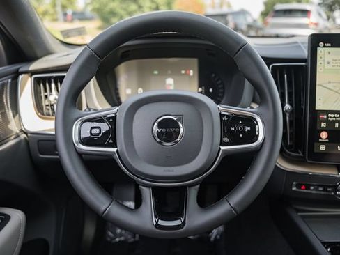 New 2027 Volvo XC60 B5 Plus AWD/4WD image 29