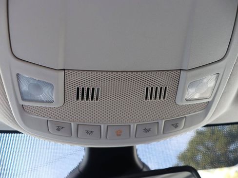 Used 2024 Ford Edge SEL AWD/4WD image 43