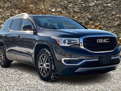Used 2018 GMC Acadia SLT image 10