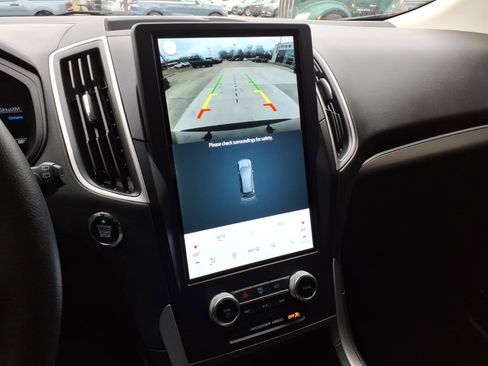 Used 2024 Ford Edge SEL w/ Sport Appearance Package image 20