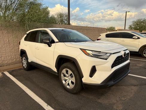 Used 2025 Toyota RAV4 LE FWD image 5