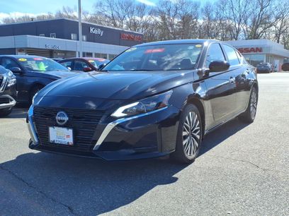 Used 2024 Nissan Altima 2.5 SV w/ SV Premium Package