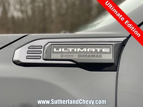 Used 2024 GMC Sierra 2500 Denali Ultimate w/ Max Trailering Package image 11