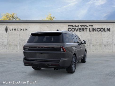 New 2026 Lincoln Navigator Reserve AWD/4WD image 8