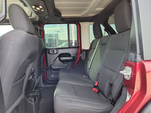 Certified 2021 Jeep Wrangler Unlimited Sport image 12