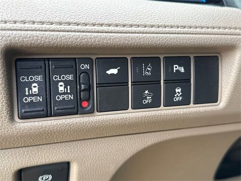 Used 2019 Honda Odyssey Elite image 24