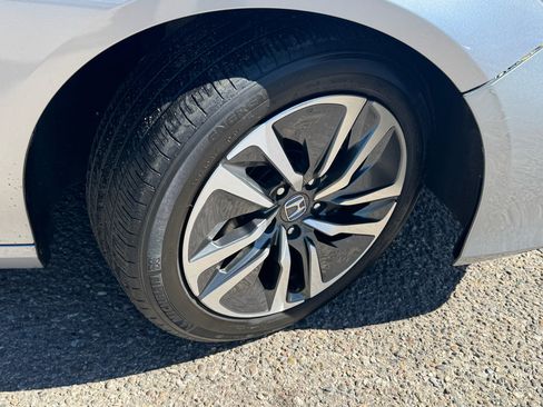 Used 2022 Honda Accord EX-L image 9