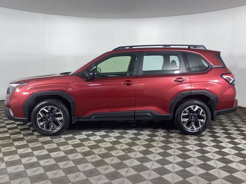 Used 2025 Subaru Forester AWD/4WD image 9