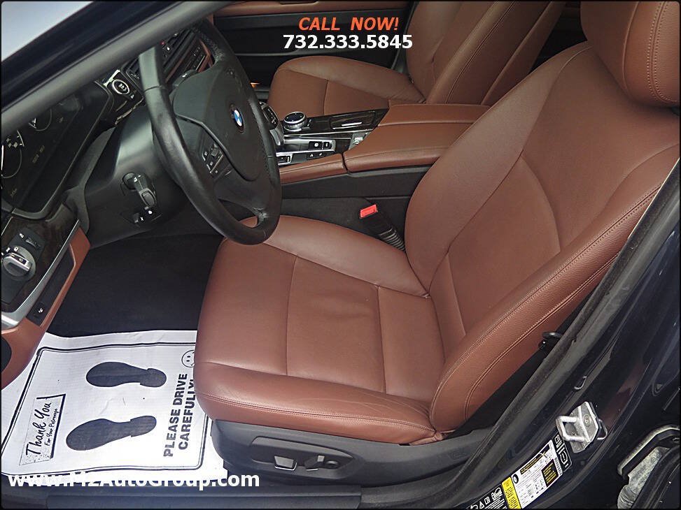 Used 2014 BMW 528i xDrive Sedan AWD/4WD image 13