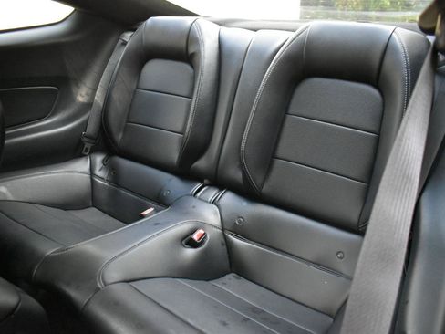Used 2016 Ford Mustang GT Premium w/ GT Performance Package RWD image 23