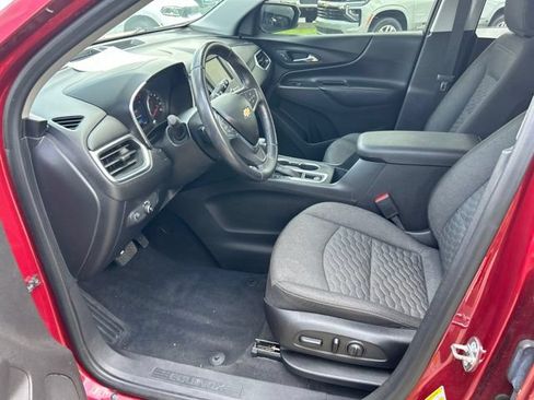 Used 2019 Chevrolet Equinox LT w/ Driver Convenience Package AWD/4WD image 6