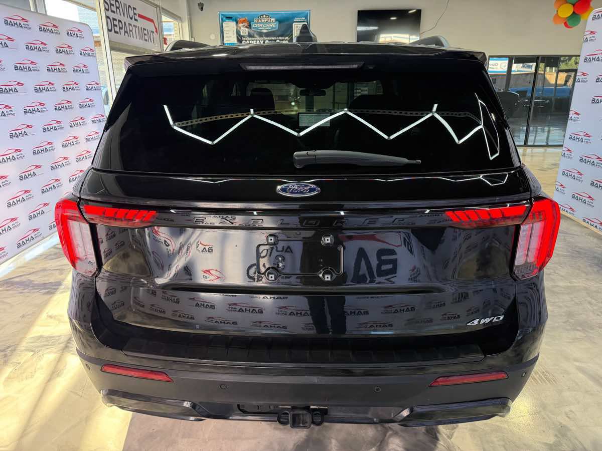 Used 2026 Ford Explorer ST-Line AWD/4WD image 5