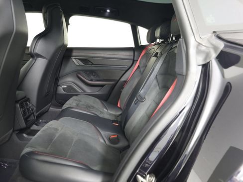 Certified 2024 Porsche Taycan GTS AWD/4WD image 31