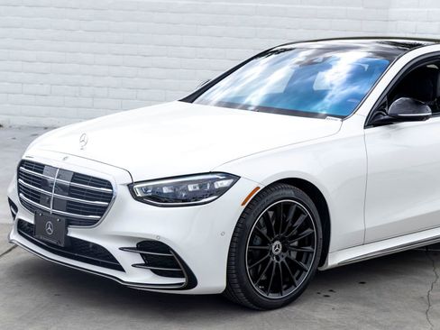 Used 2023 Mercedes-Benz S 500 4MATIC image 6