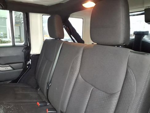 Used 2015 Jeep Wrangler Unlimited Sport w/ Quick Order Package 24S image 10