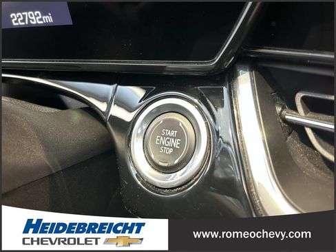 Used 2024 Chevrolet Trax ACTIV w/ Sunroof Package FWD image 28