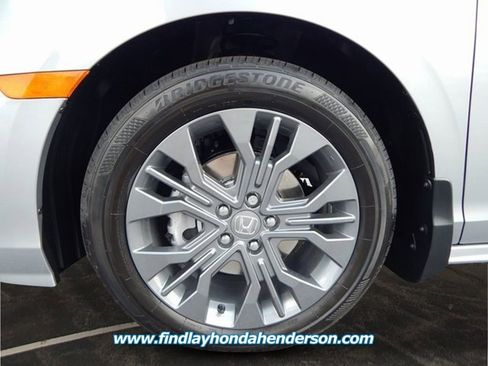 New 2026 Honda Odyssey Touring image 9