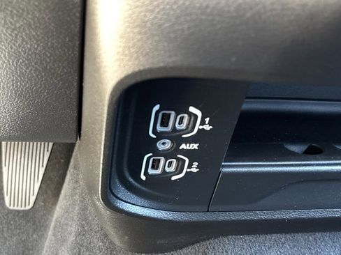 Used 2024 RAM 2500 Big Horn AWD/4WD image 26
