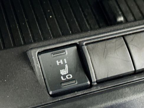 Used 2026 Toyota Corolla Cross XLE w/ Convenience Package image 21