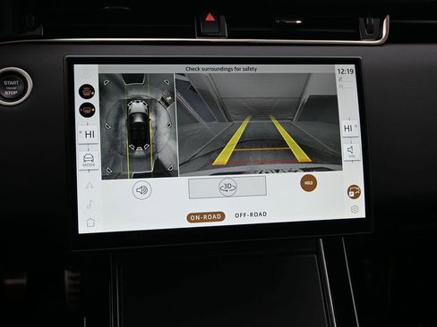 Used 2024 Land Rover Range Rover Evoque Dynamic SE image 18