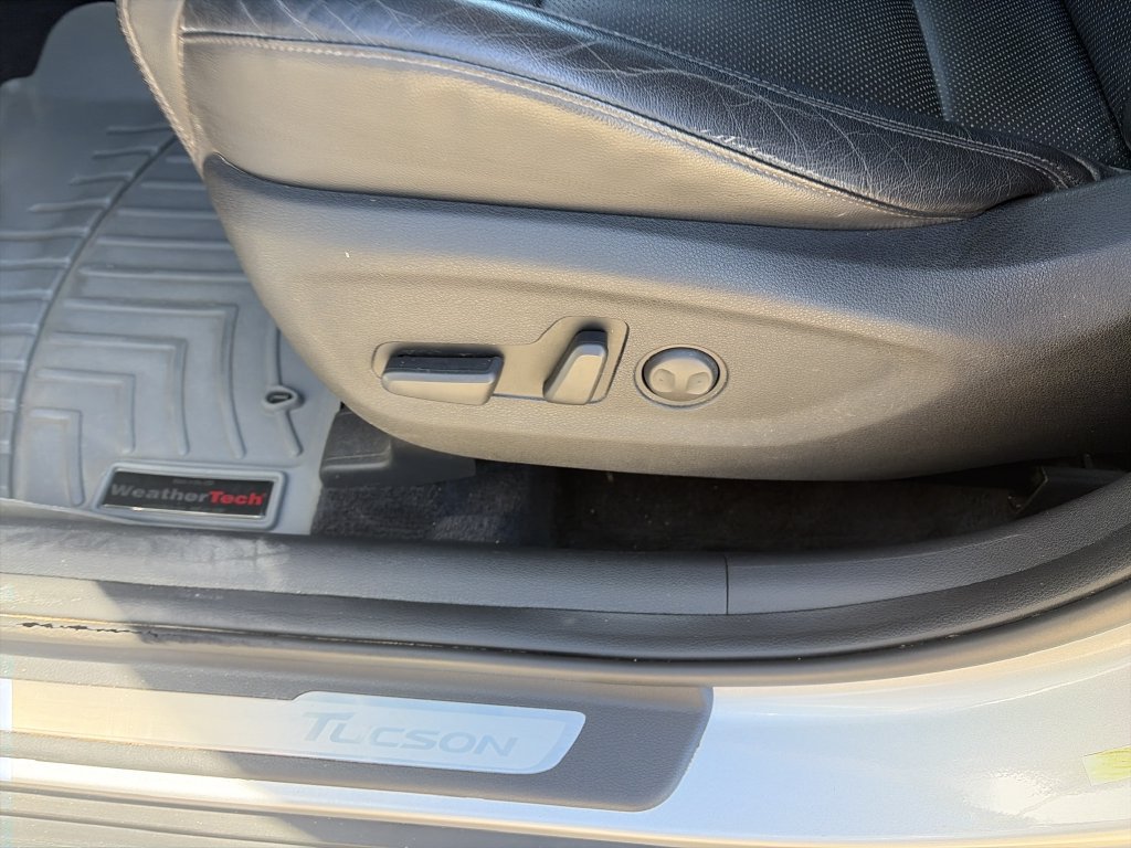 Used 2019 Hyundai Tucson Limited FWD image 12