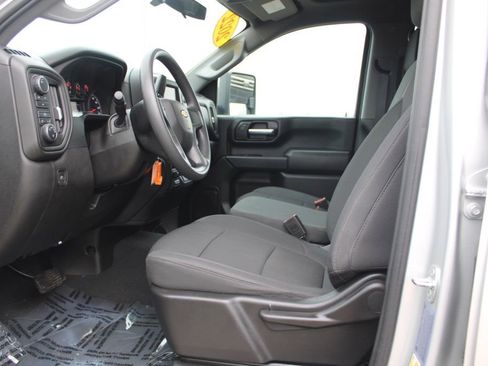 Used 2022 Chevrolet Silverado 2500 Custom w/ Custom Convenience Package image 15