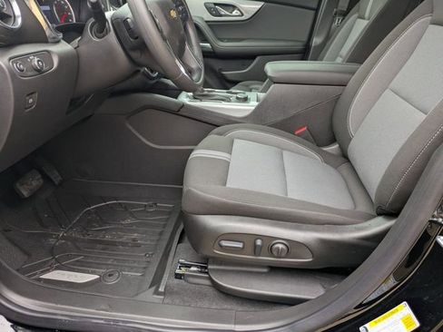 New 2025 Chevrolet Blazer LT image 10