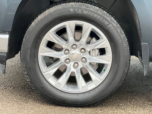 Used 2019 Chevrolet Silverado 1500 LTZ w/ LTZ Premium Package image 26