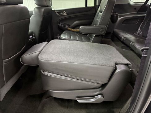 Used 2017 GMC Yukon XL Denali w/ Open Road Package AWD/4WD image 32