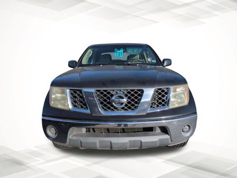 Used 2007 Nissan Frontier SE w/ SE Value Truck Pkg image 2