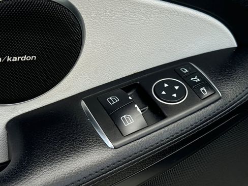 Used 2014 Mercedes-Benz SLK 350 image 13