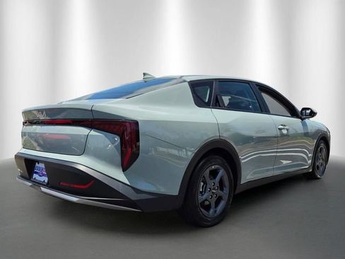 Used 2025 Kia K4 FWD image 5