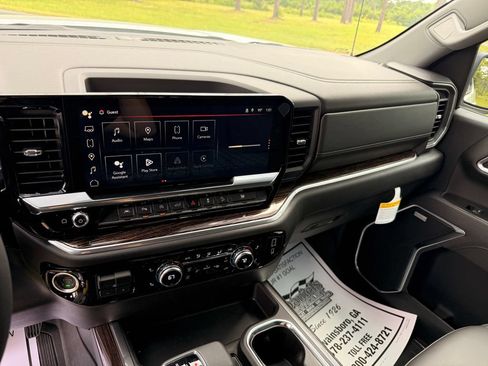 New 2026 GMC Sierra 1500 Elevation w/ Elevation Premium Package AWD/4WD image 17