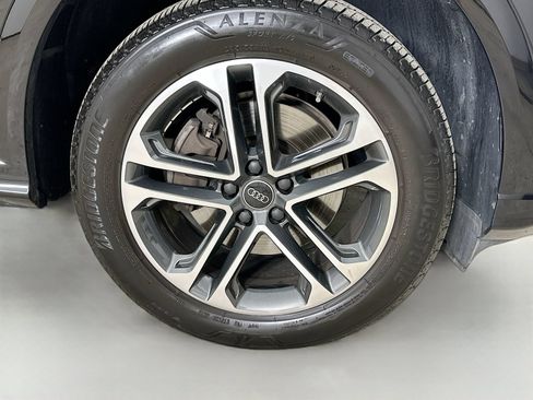 Used 2025 Audi Q5 Premium w/ Convenience Package AWD/4WD image 10