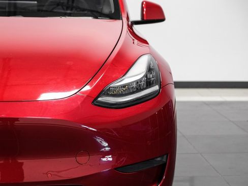 Used 2020 Tesla Model Y Long Range image 42