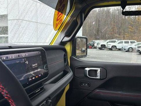 Certified 2024 Jeep Wrangler Unlimited Rubicon image 24