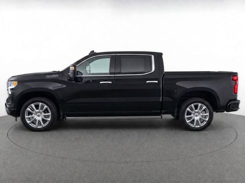 Used 2024 Chevrolet Silverado 1500 High Country w/ High Country Premium Package AWD/4WD image 12