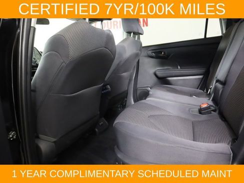 Used 2022 Toyota Highlander L AWD/4WD image 17