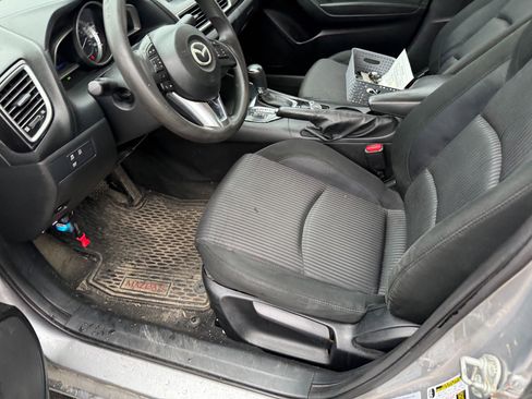 Used 2016 MAZDA MAZDA3 i Sport w/ Preferred Equipment Package image 5