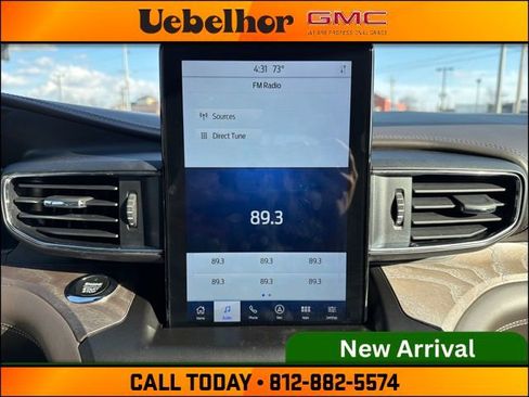 Used 2020 Ford Explorer Platinum w/ Premium Technology Package image 13